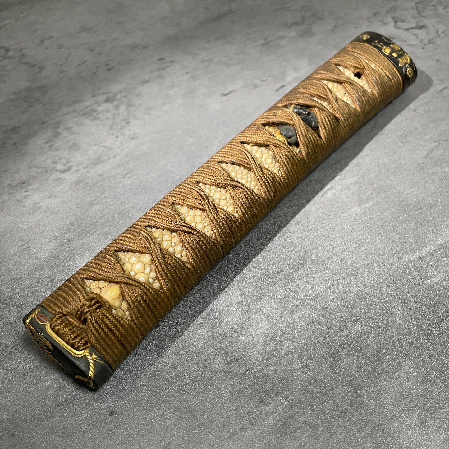 Tsukamae 柄前 For KATANA, Horse Menuki 馬目貫, Shimenawa 締縄 Kashira