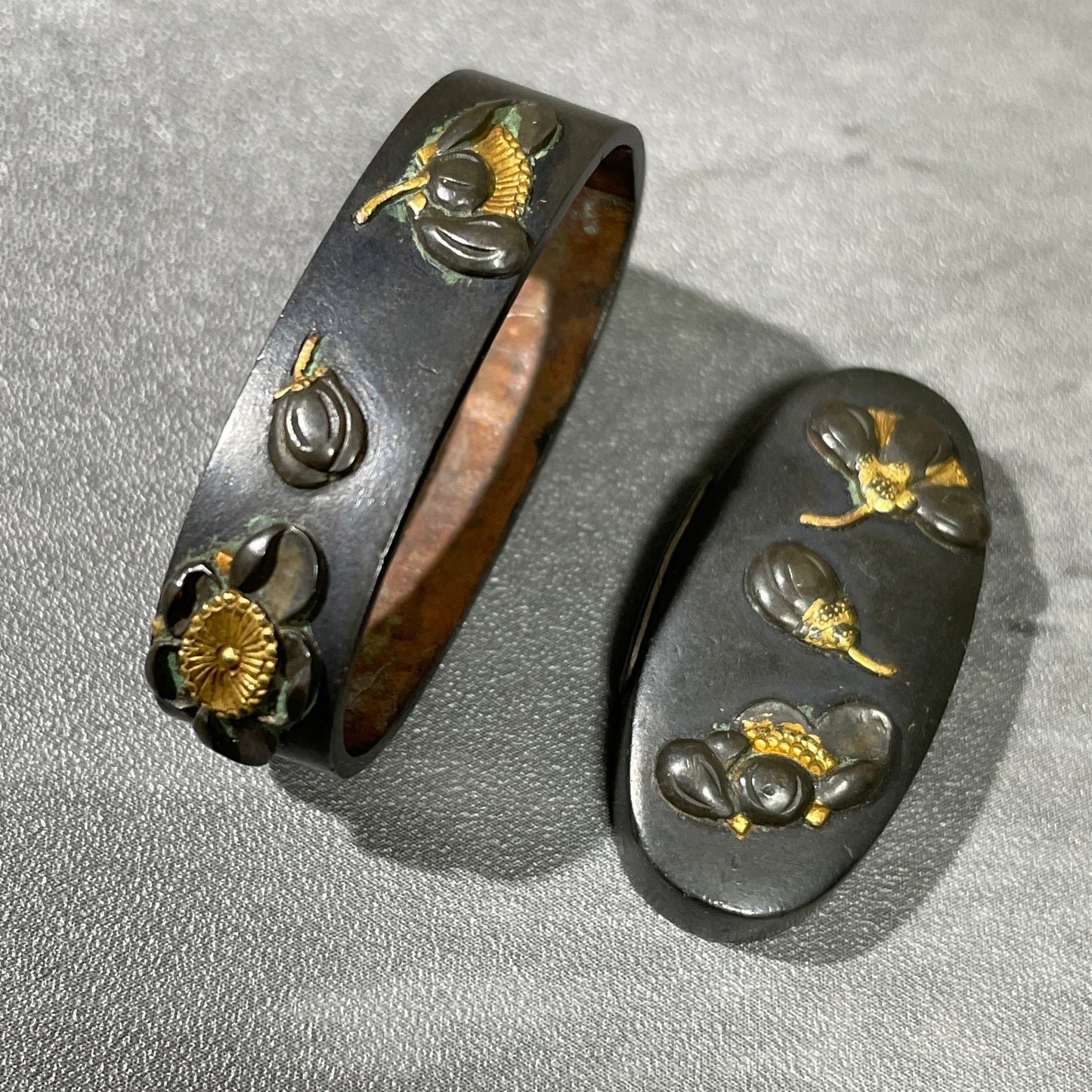 Camellia and Eggplant Fuchikashira, Tsubaki-Nasu(椿茄子), Edo period, Shakudo back