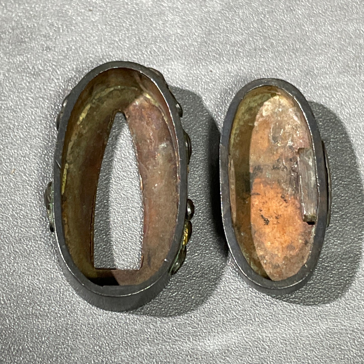 Camellia and Eggplant Fuchikashira, Tsubaki-Nasu(椿茄子), Edo period, Shakudo back