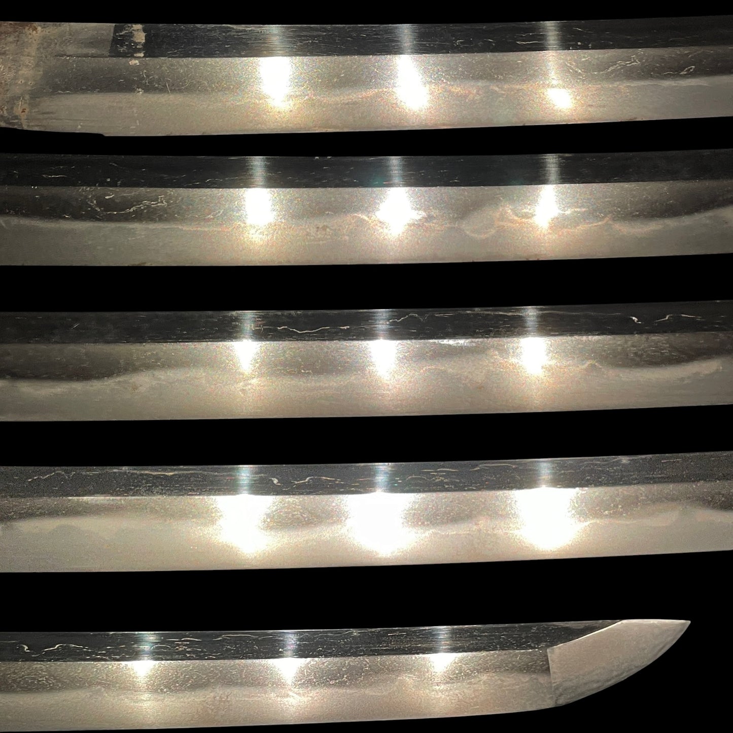 Gunbai-Fuchikashira 軍配縁頭 Wakizashi, Wide Hamon, Edo period mumei