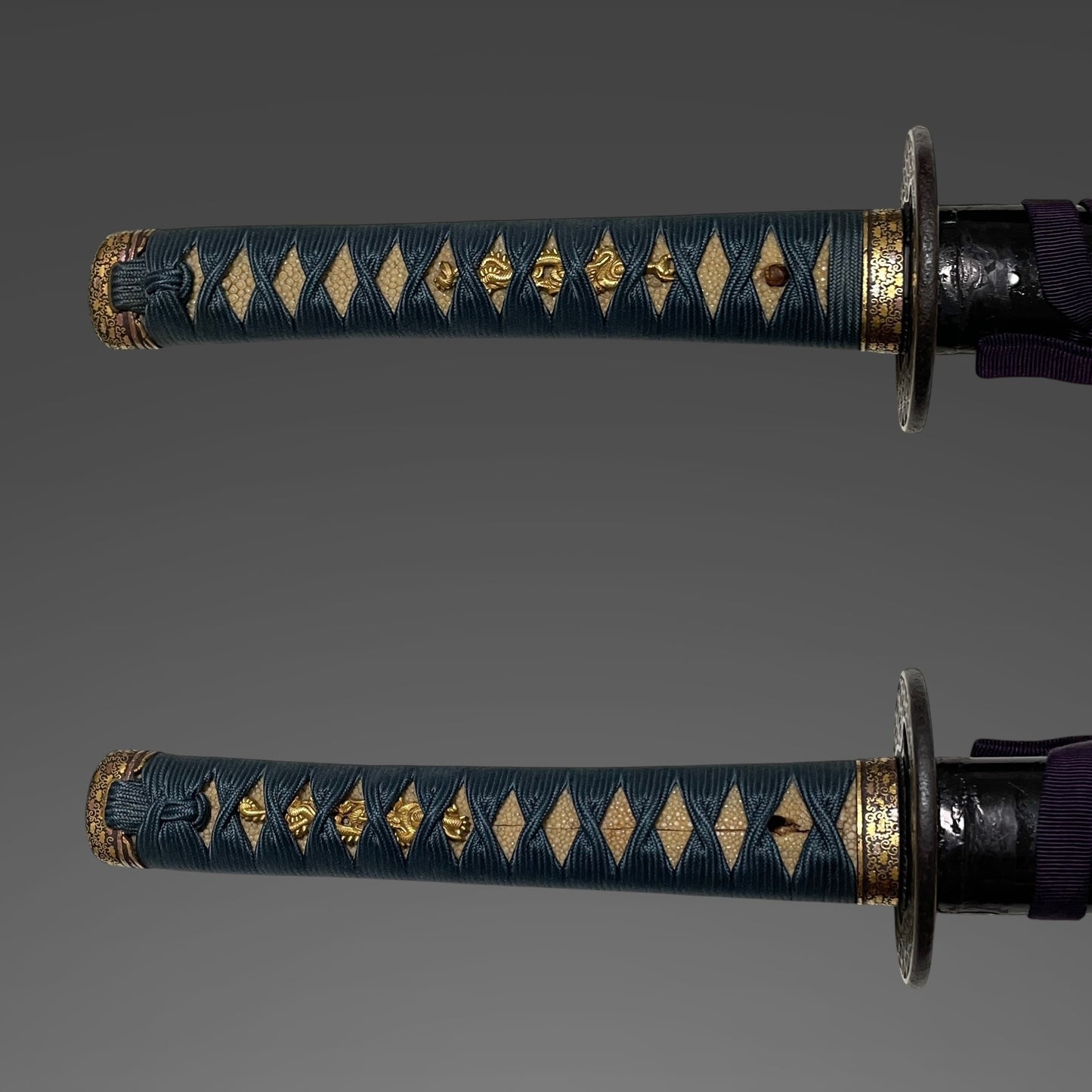 Dragon HORIMONO KATANA, Harimadaijo Fuijwara Kiyomitsu 播磨大掾藤原清光 signed, High-grade Fittings
