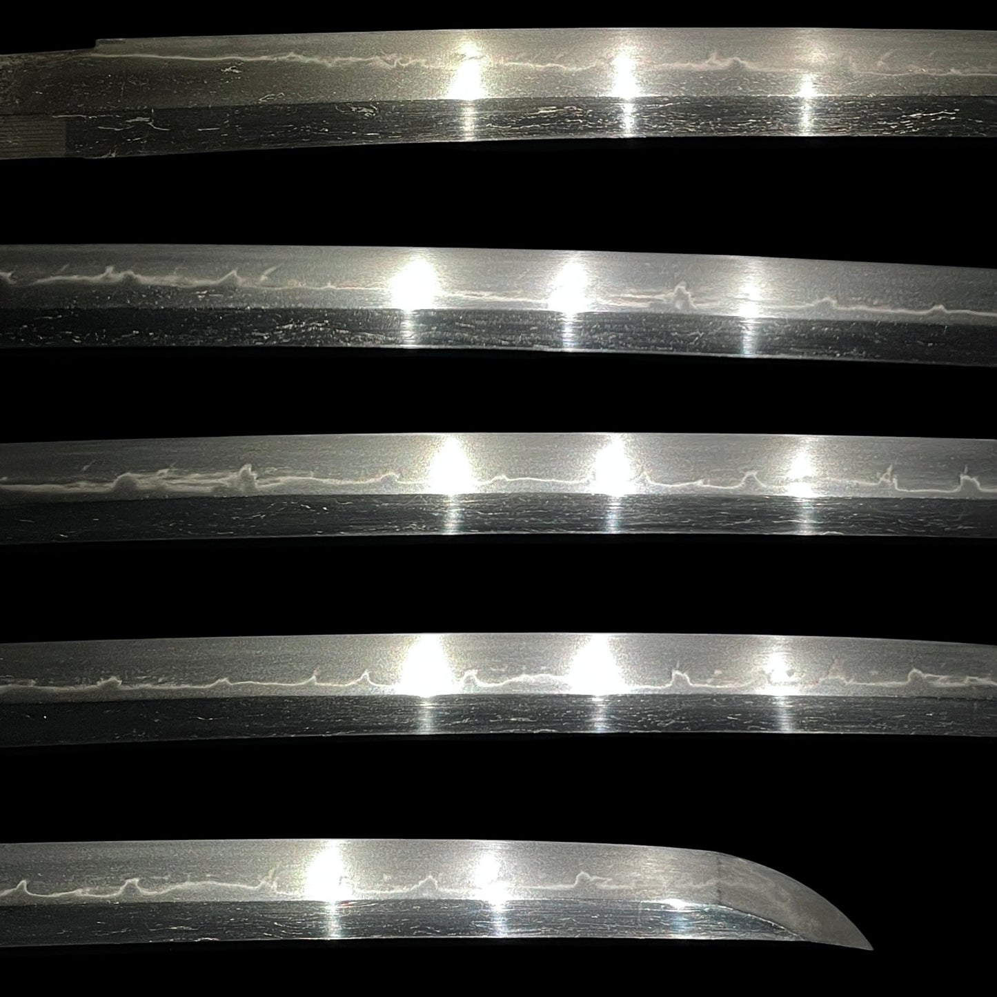 Amazing Hamon Kishu Ishido Yasumitsu 紀州石堂康光 Wakizashi, Shakudo nanako Fittings