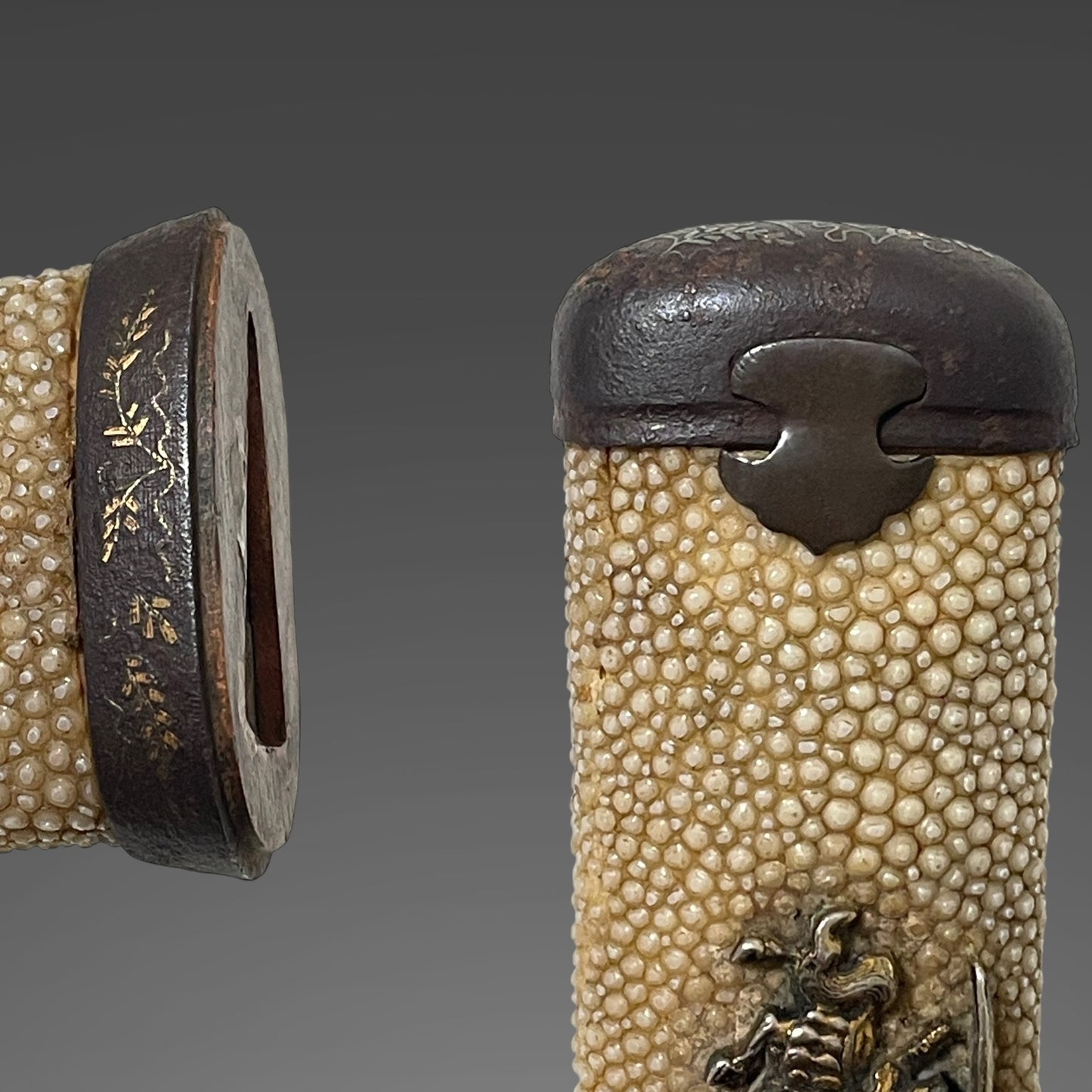 Red TANTO with Kozuka, Iron Fittings, Late Edo period mumei, Bakumatsu era