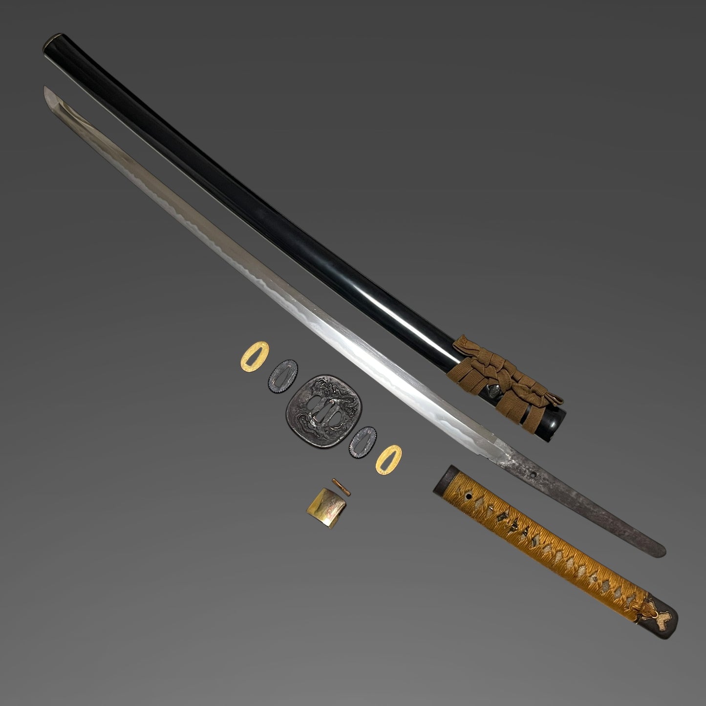Dragon Tsuba Long KATANA, Late Edo period mumei, Bakumatsu era