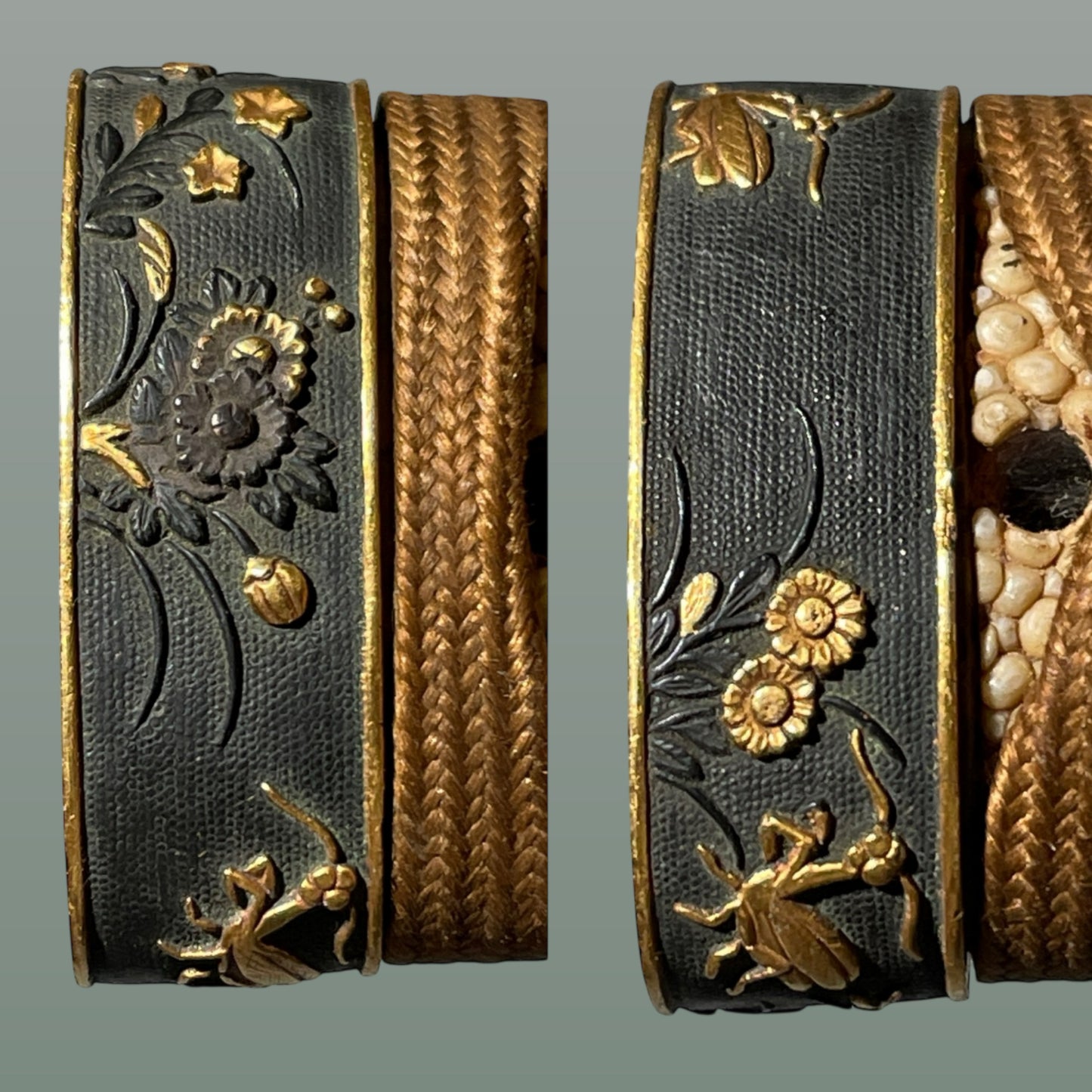Tsukamae 柄前 for Tanto, 蟷螂縁 Mantis Fuchi
