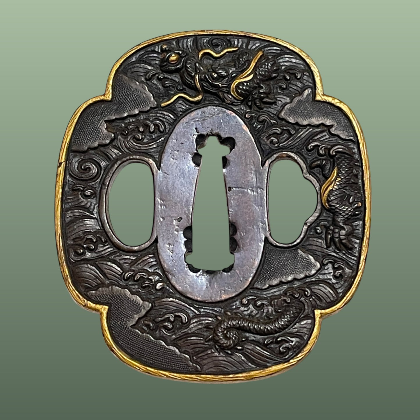 Dragon Fittings 龍一作 Koshirae For Wakizashi, 腰刻黒鞘脇指拵, Edo period, NBTHK Certificate