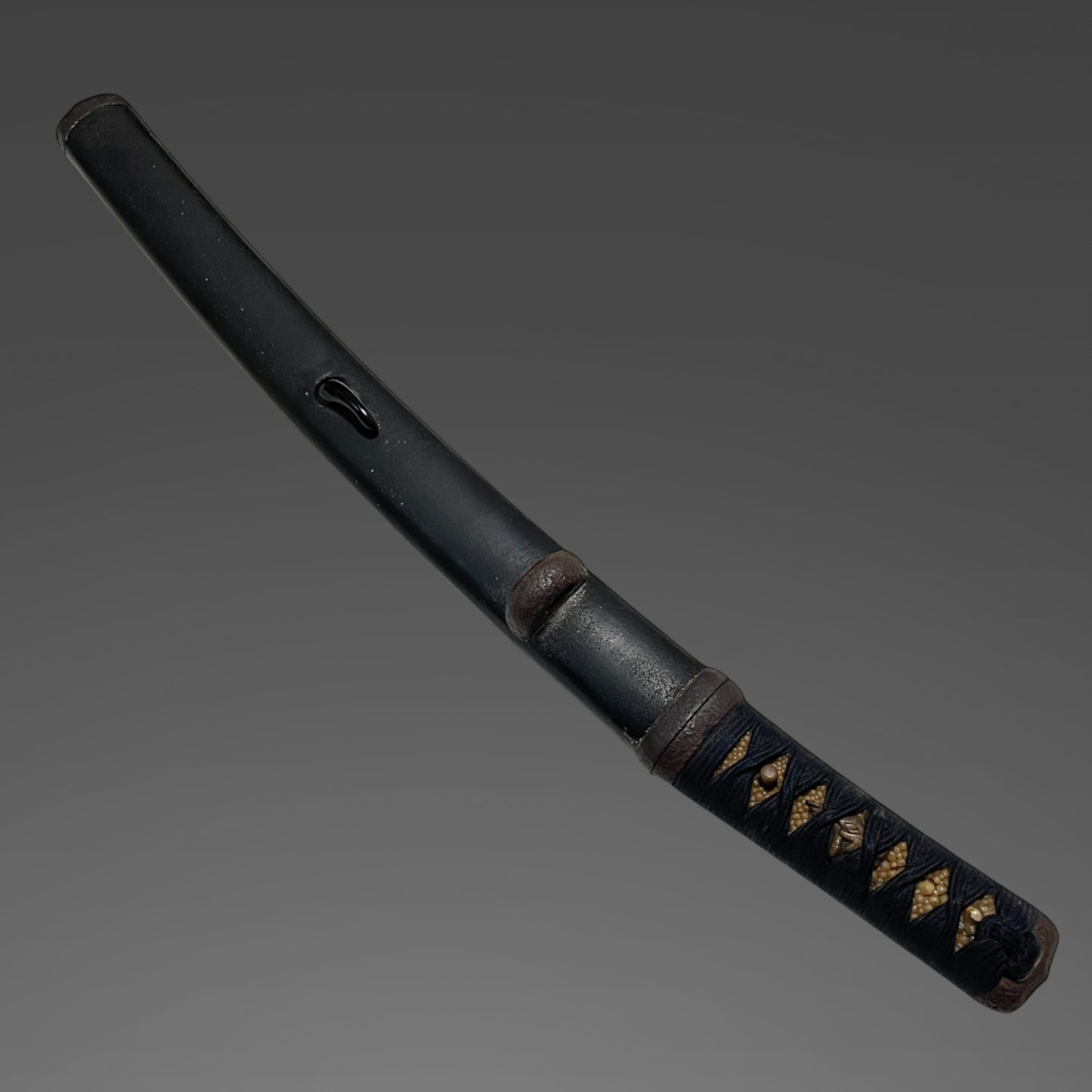 Aikuchi Koshirae 合口拵 For Sunnobi TANTO, Edo period, Iron Fittings