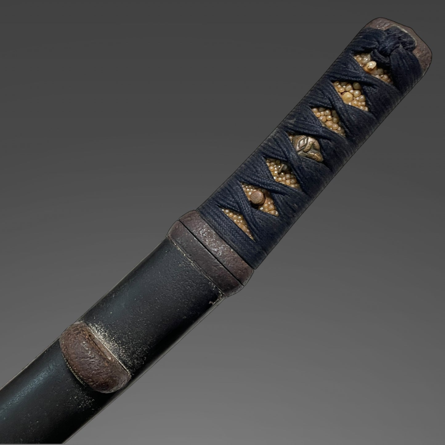 Aikuchi Koshirae 合口拵 For Sunnobi TANTO, Edo period, Iron Fittings