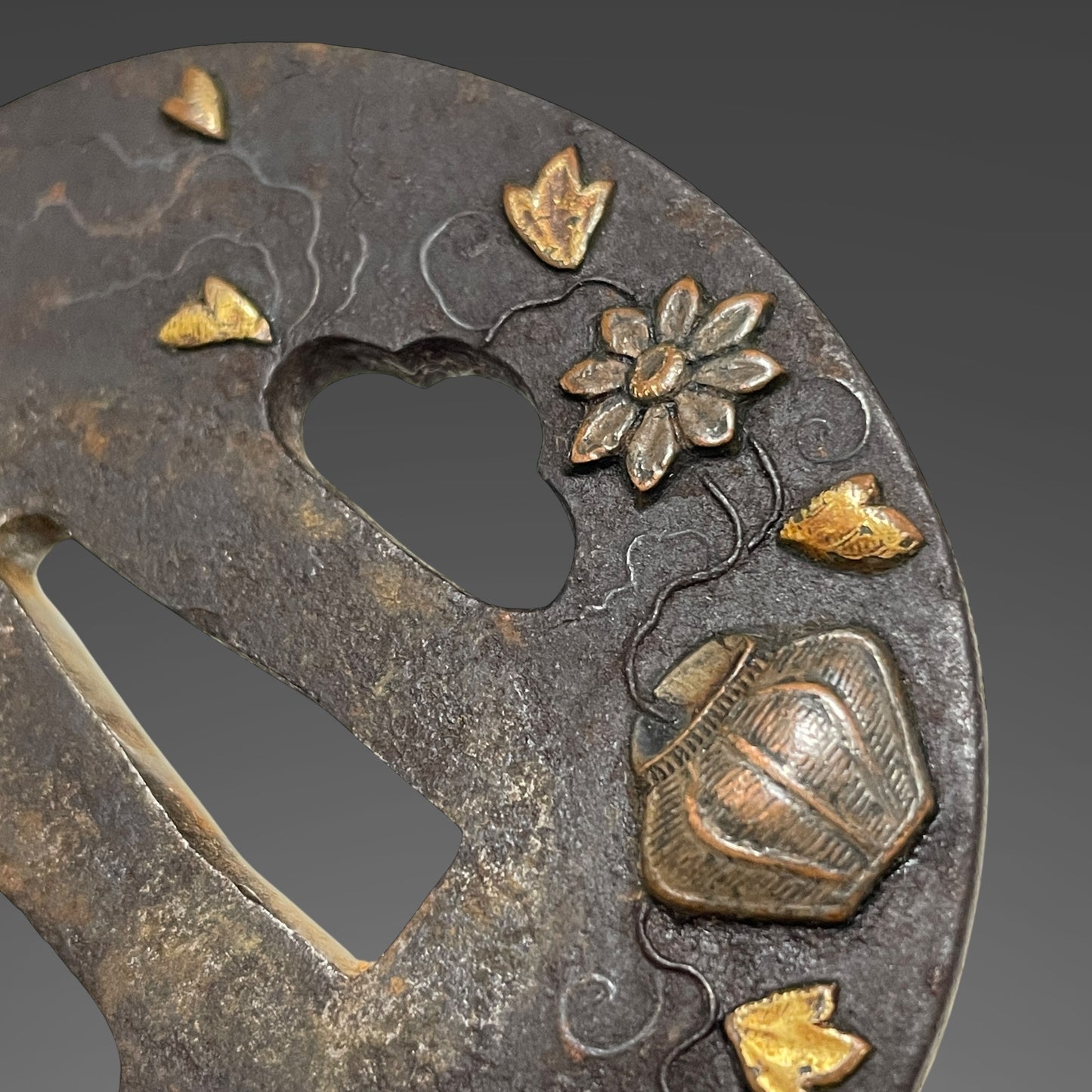 Kawarinuri-Saya 変塗鞘Wakizashi Koshirae, Soroikanagu 揃金具, Edo period