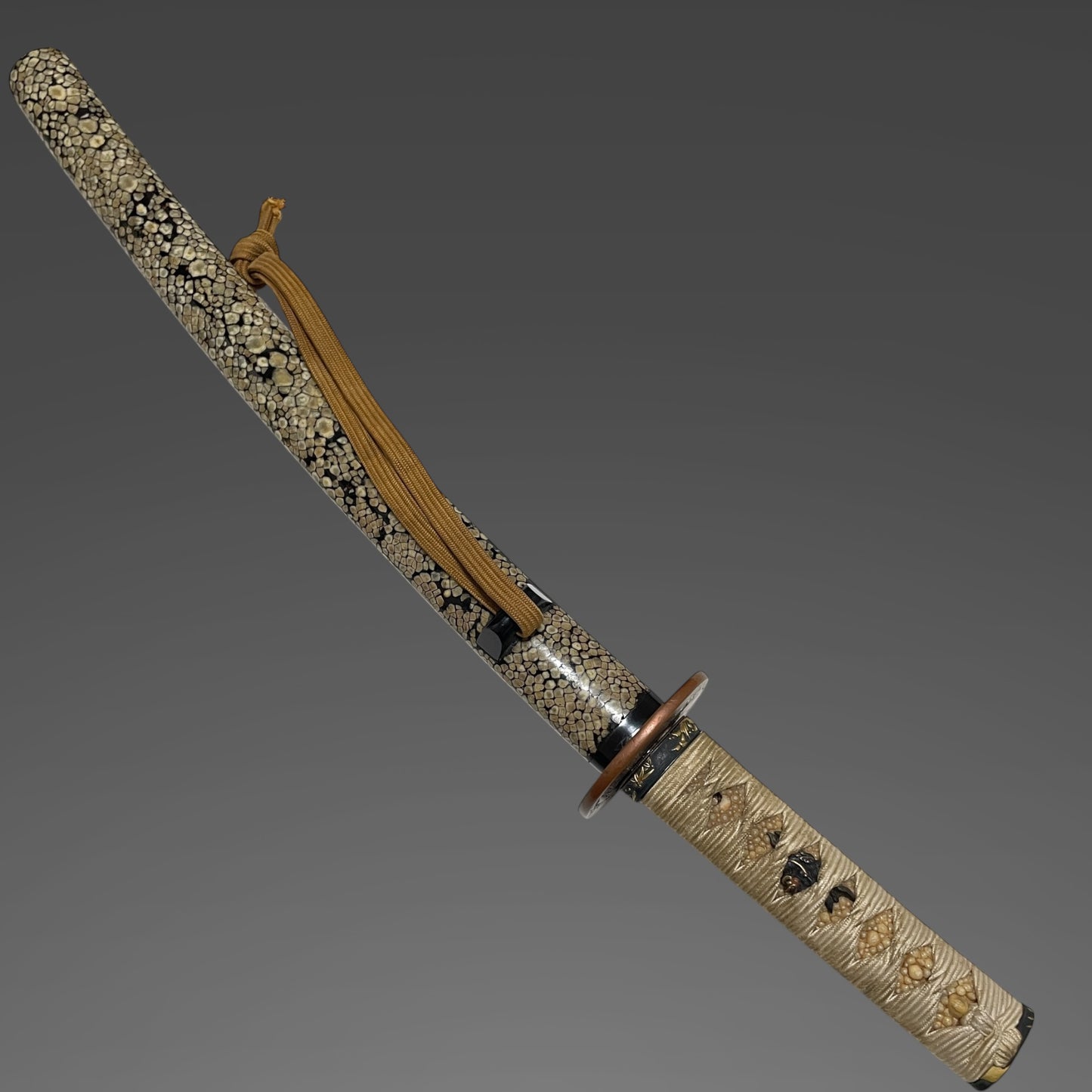 Rayskin Scabbard 鮫皮研出鞘 Koshirae for Wakizashi,  Copper Tsuba, with Kozuka