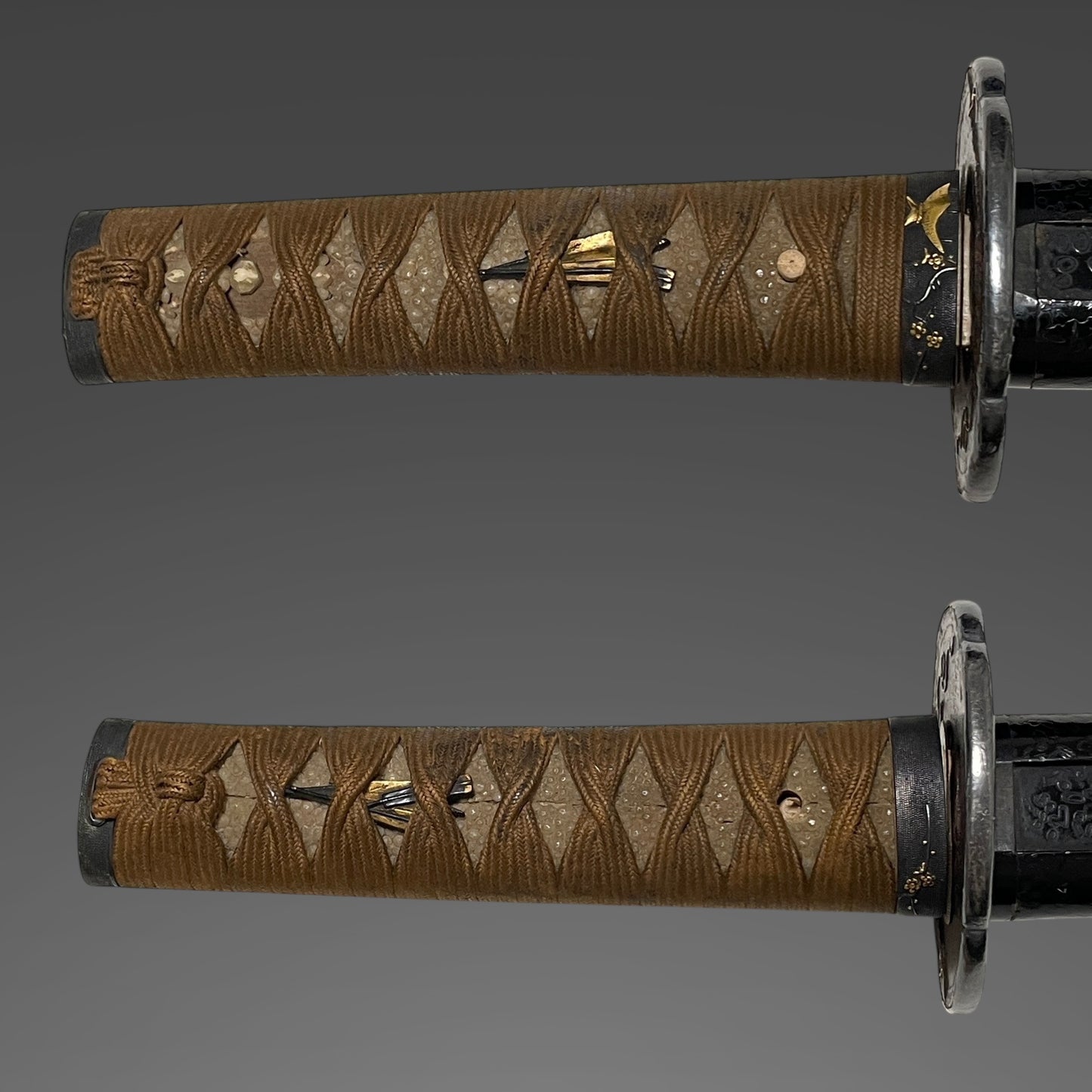Antique Koshirae for Wakizashi, Bagu Tsuba, Plum Fuchikashira, Edo period