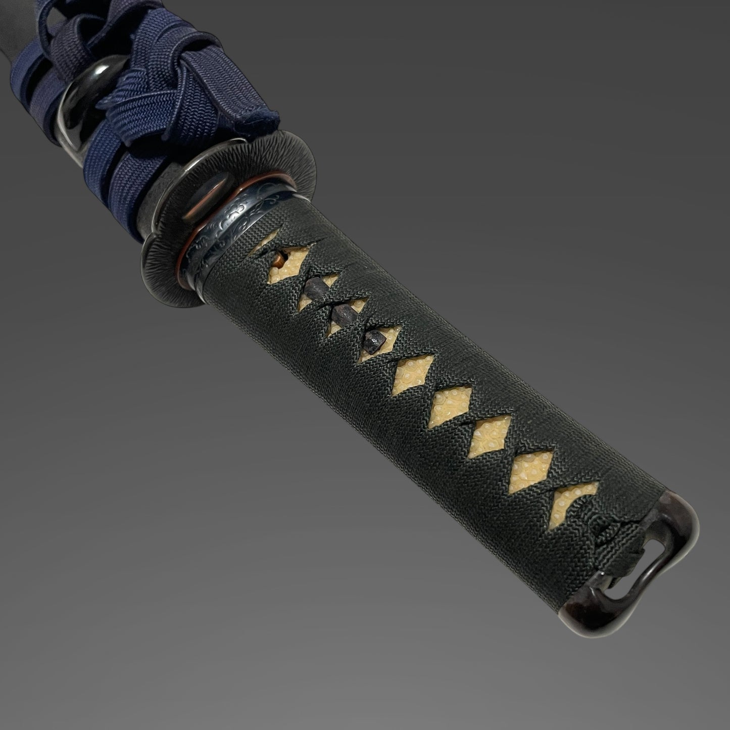 Wakizashi Koshirae, Amidayasuri Yamagane Tsuba 阿弥陀鑢山銅鍔, Edo period