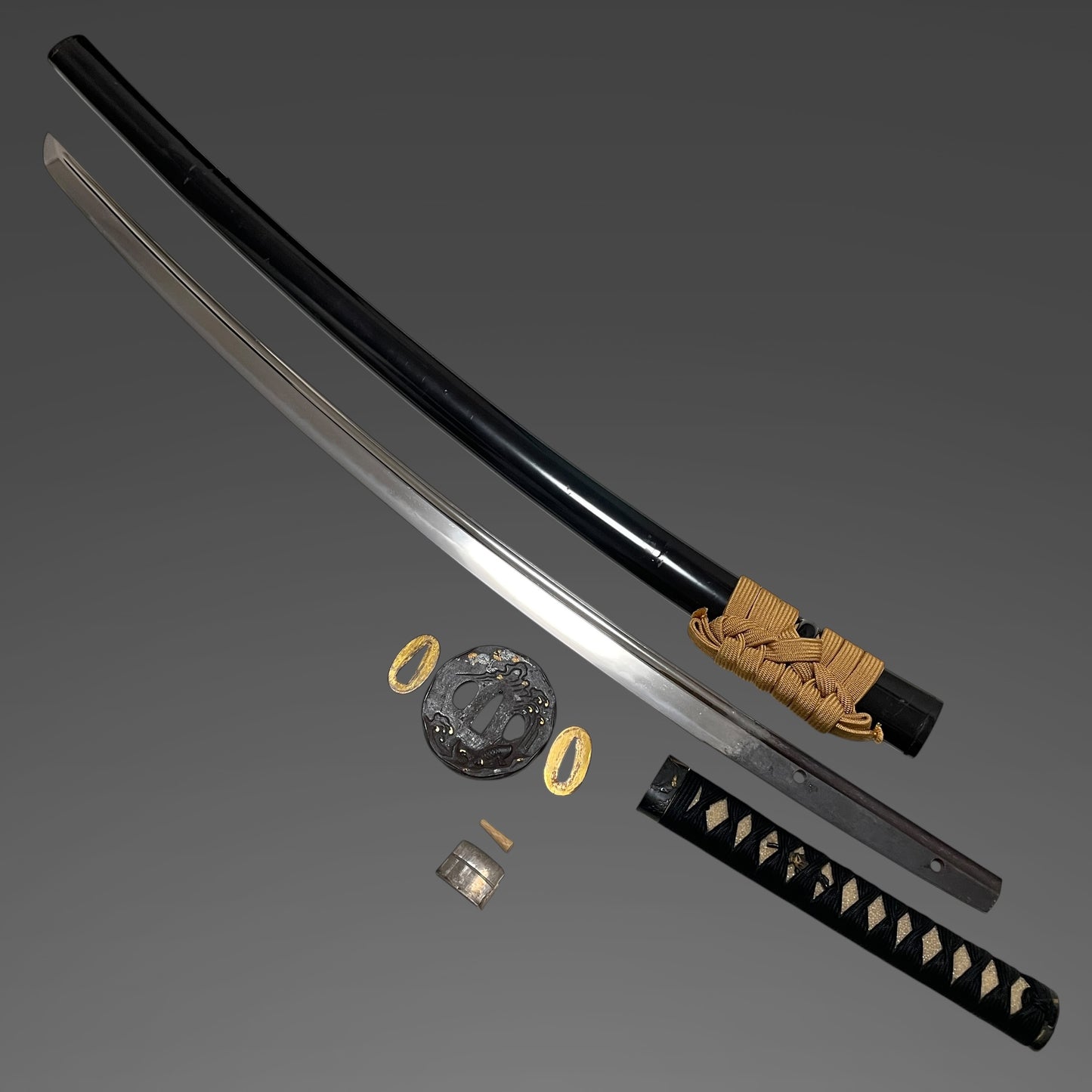 Takinobori 滝登り Tsuba KATANA, Bohi 棒樋, Muromachi period, Oosuriage mumei