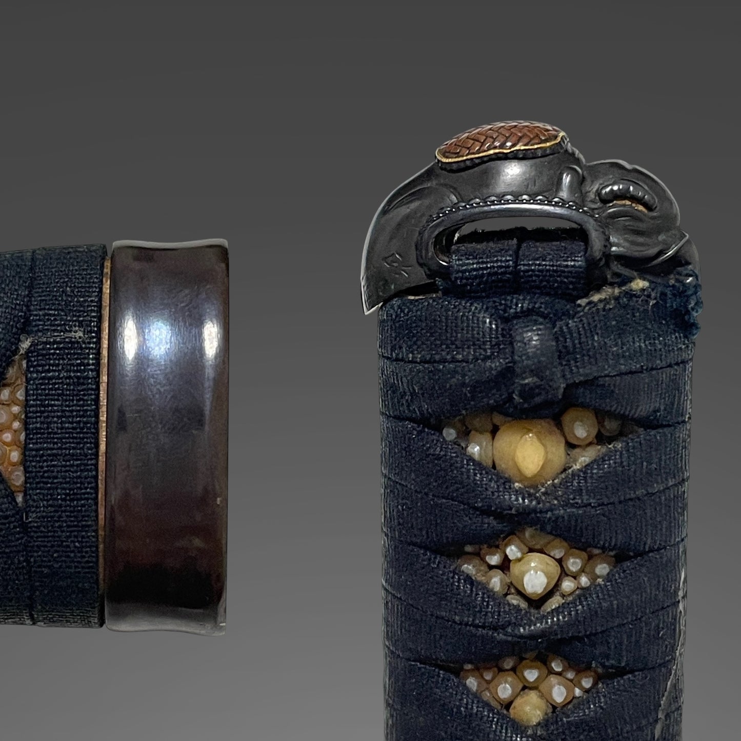 Elephant Kashira Wakizashi, Yamatonokami Yoshimichi 大和守吉道 signed,  Early Edo period