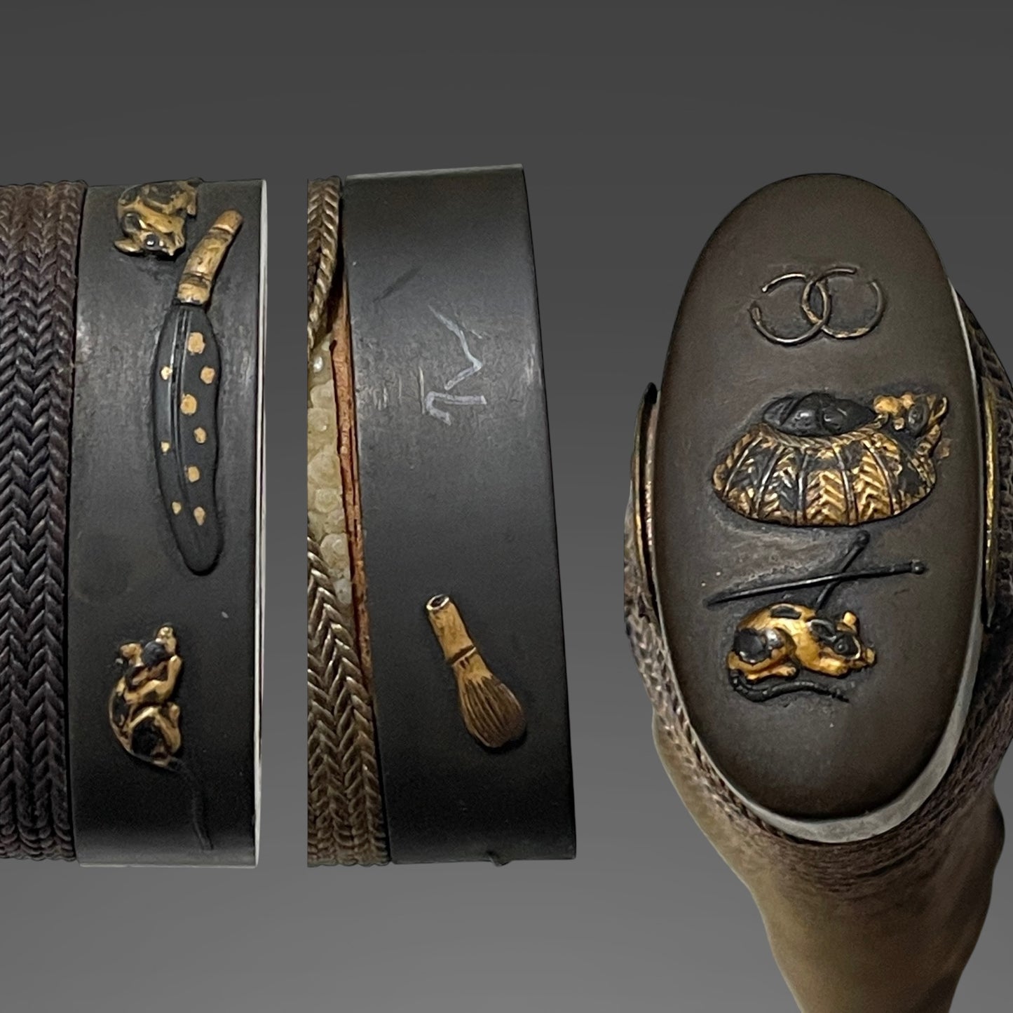 Shunuri Uchigatana Koshirae 朱塗鞘打刀拵, Mouse Shibuichi Fuchikashira, Edo period