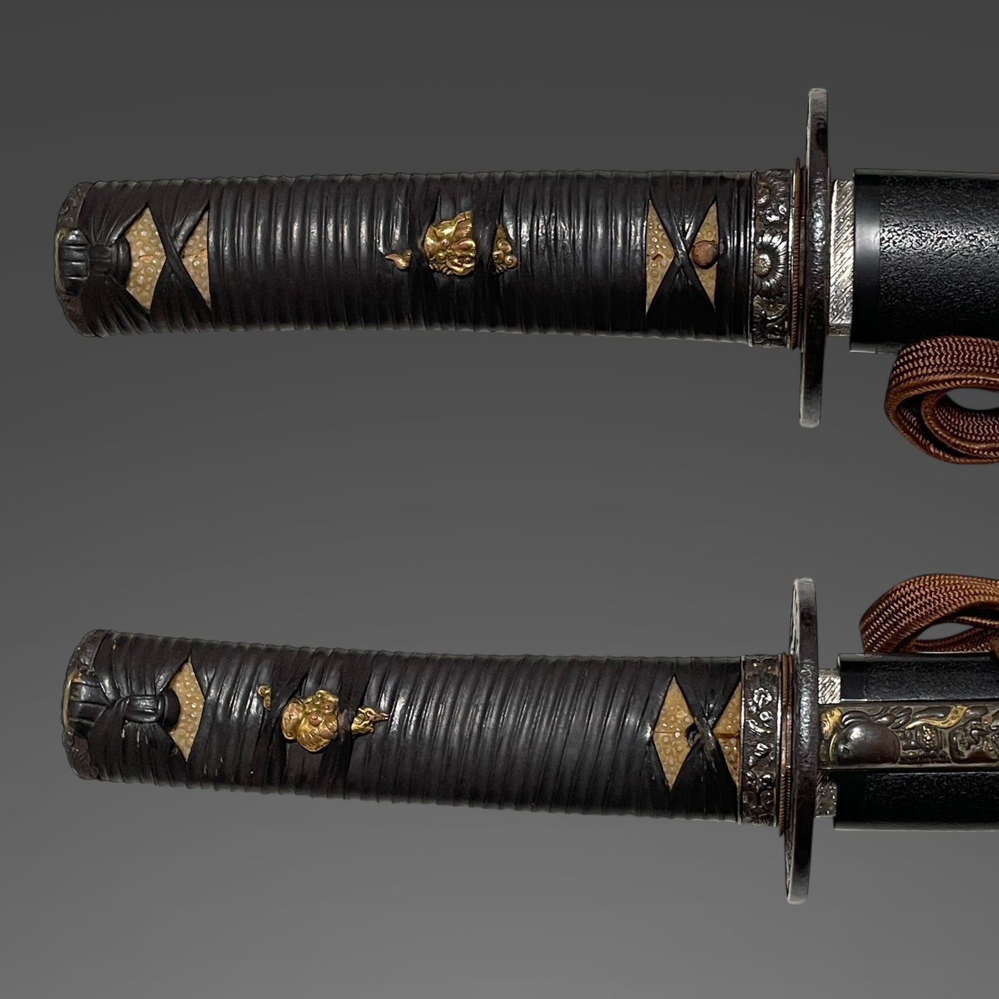 Ujifusa 氏房 signed Sunnobi-TANTO, Nioh 二王 Kozuka, Muromachi period