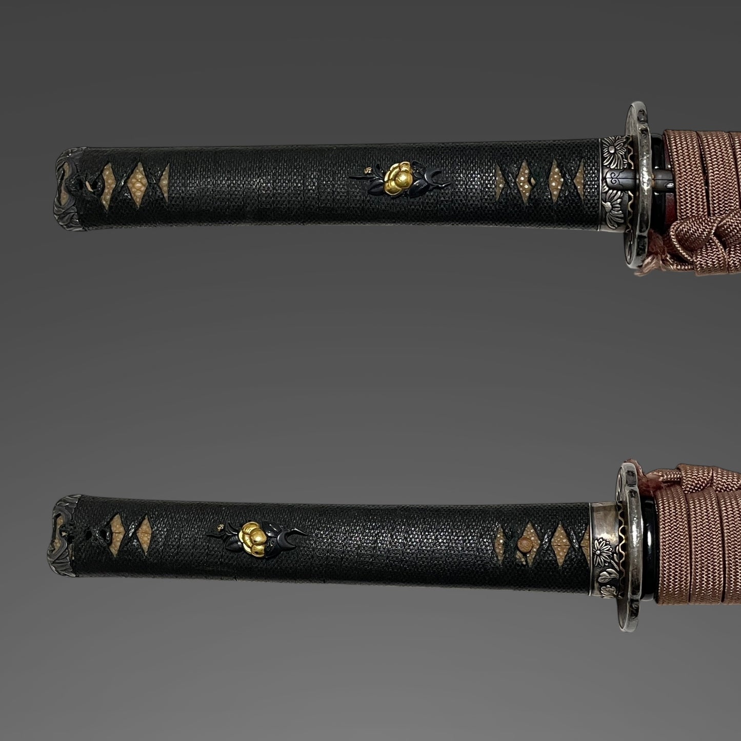 Inrokizamizaya 印籠刻鞘 KATANA, Kanbun-Shinto 寛文新刀, Very wide Blade, with Wari-Kogai