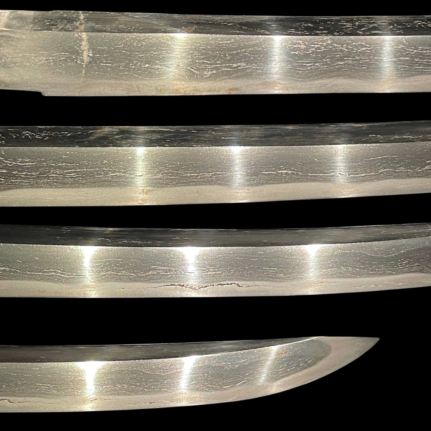 KATAHIRAZUKURI 片平造 Sunnobi-TANTO 寸延短刀, Masamehada 柾目肌, Copper Fittings