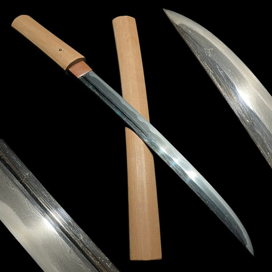 Shobuzukuri Wakizashi 菖蒲造脇差 in Shirasaya, Muromachi period mumei