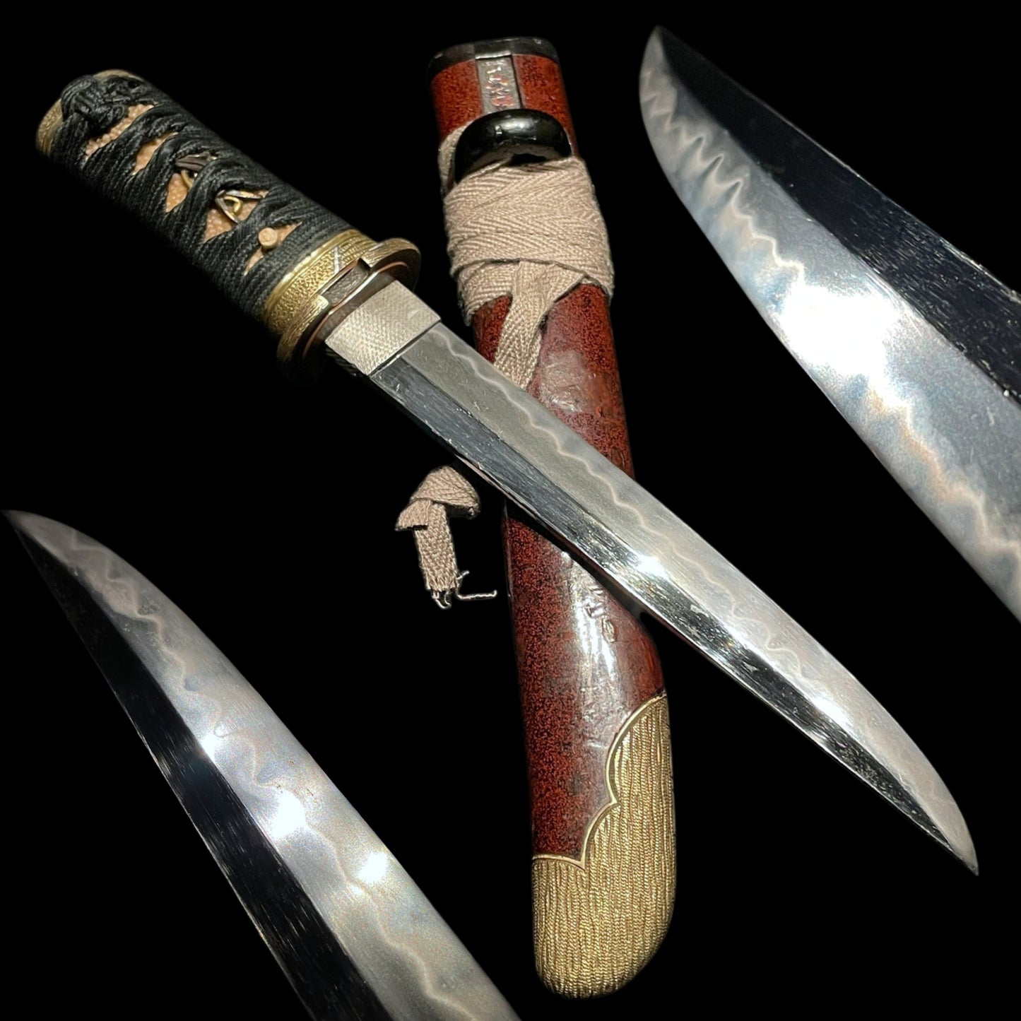 Red Matsushiro Koshirae TANTO, Rare Style blade,  Brass Fittings
