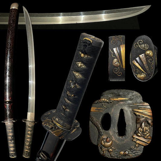 NAGAMAKI-NAOSHI 長巻直 Wakizashi, Ornate Mountings Koshirae, with Kozuka