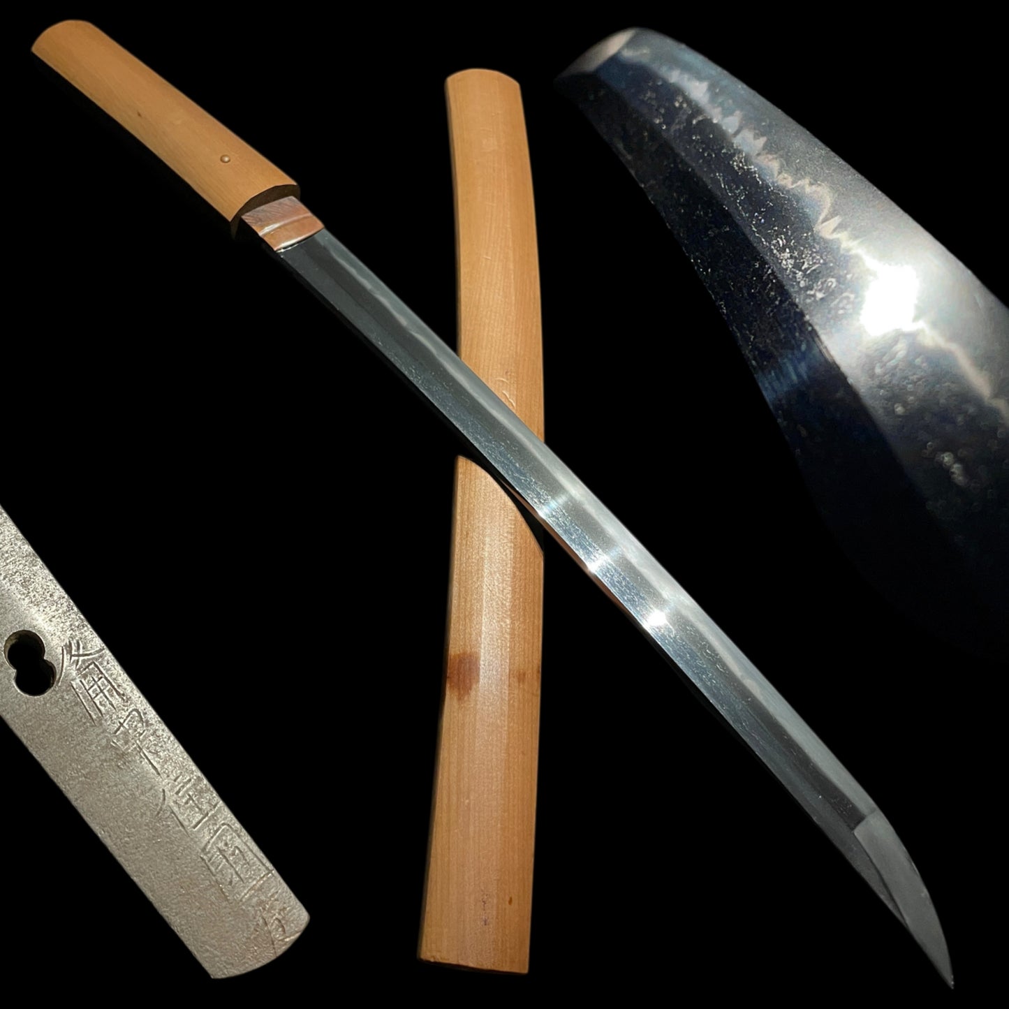 Ookissaki 大切先 Wakizashi, Bicchuju Kunitomo 備中住国友 signed, Wide blade