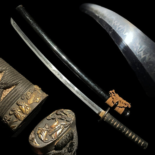 Midareba 乱刃 Long WAKIZASHI, Echizenju Shimosaka 越前住下坂 signed, Edo period