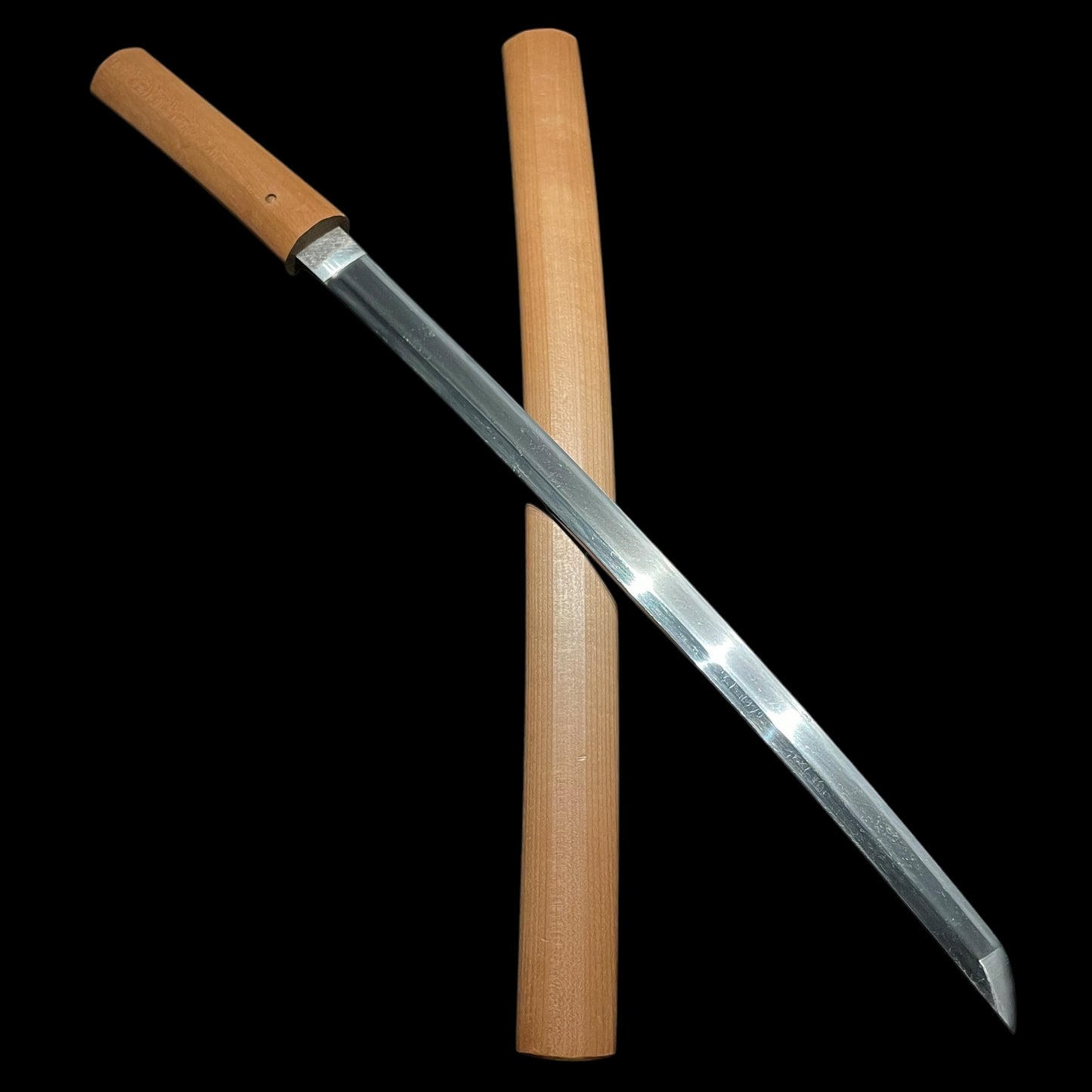 Wakizashi in Shirasaya, Early Edo period mumei, 427mm (16.81 in.)