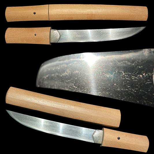 Wide Hirazukuri TANTO, Mt.Fuji Habaki, Edo period mumei