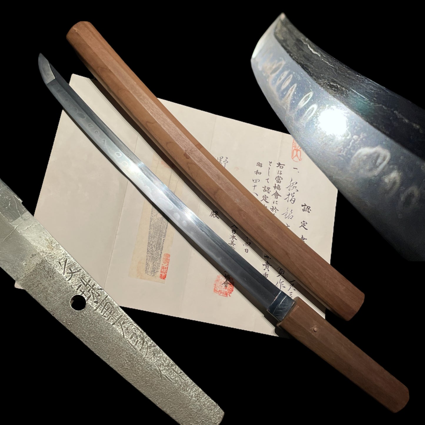 Tobiyaki 飛焼 Wakizashi, 文殊重貞 Monju Shigesada signed, Early Edo period