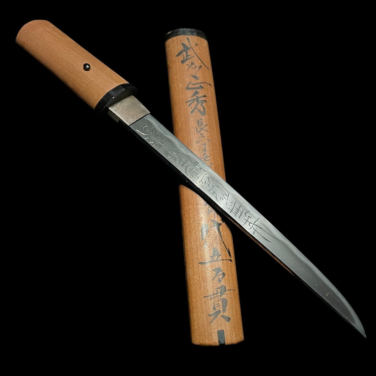 HORIMONO 彫物 TANTO, 南無妙法蓮華経(Namu Myōhō Renge Kyō), Masahide 正秀 signed, Sayagaki 鞘書