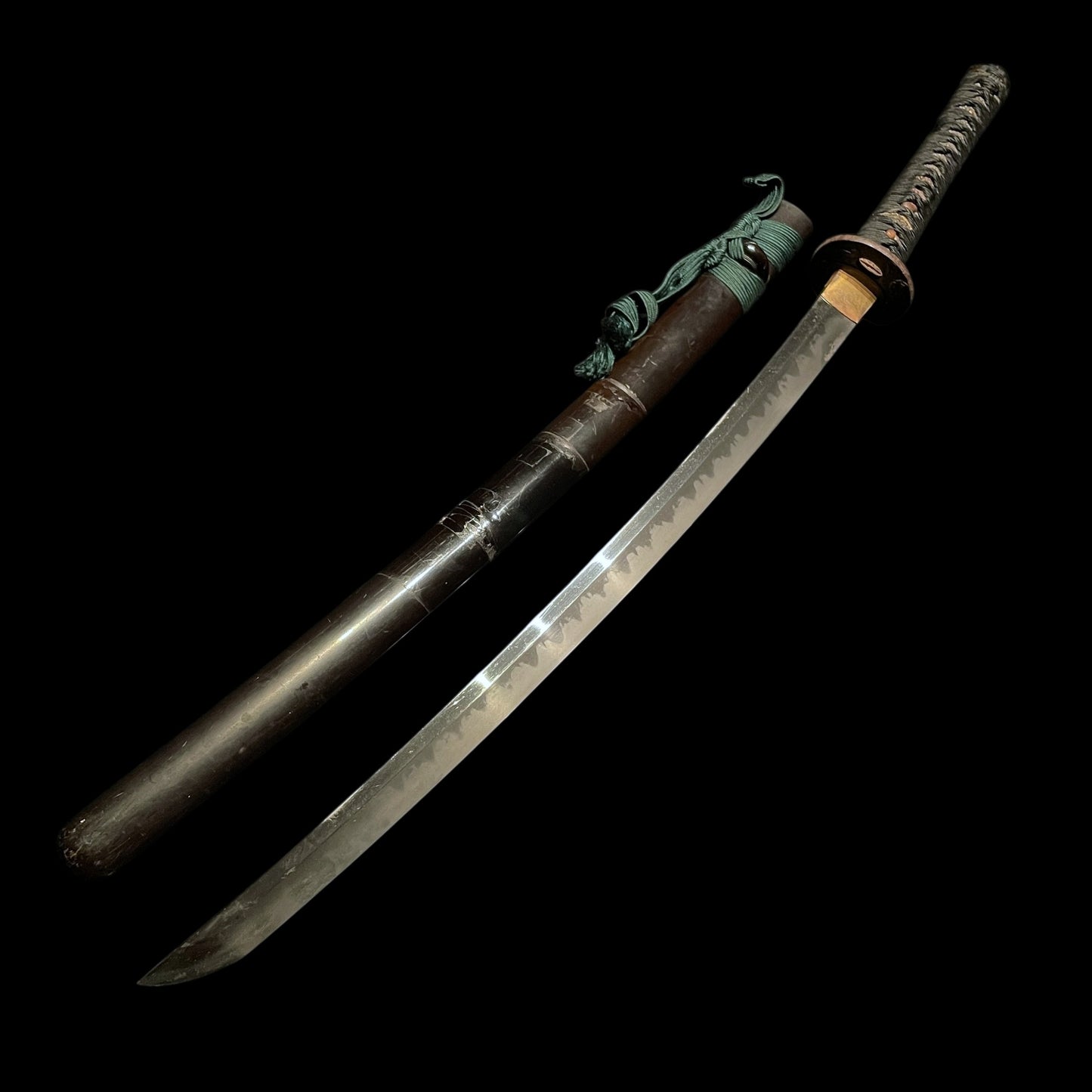 Amazing Hamon WAKIZASHI, Dragon Tsuba, Oosaka Shinto 大阪新刀, Edo period