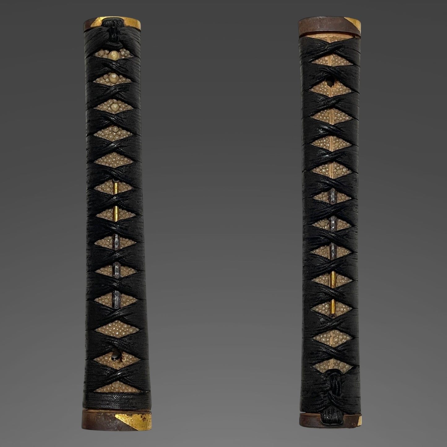 Kaenaga 兼長 signed Ryakushiki-GUNTO, 金棒 Kanabou Menuki, Dragon Tsuba