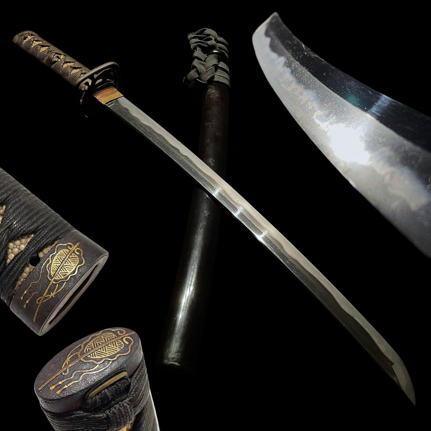 Gunbai-Fuchikashira 軍配縁頭 Wakizashi, Wide Hamon, Edo period mumei