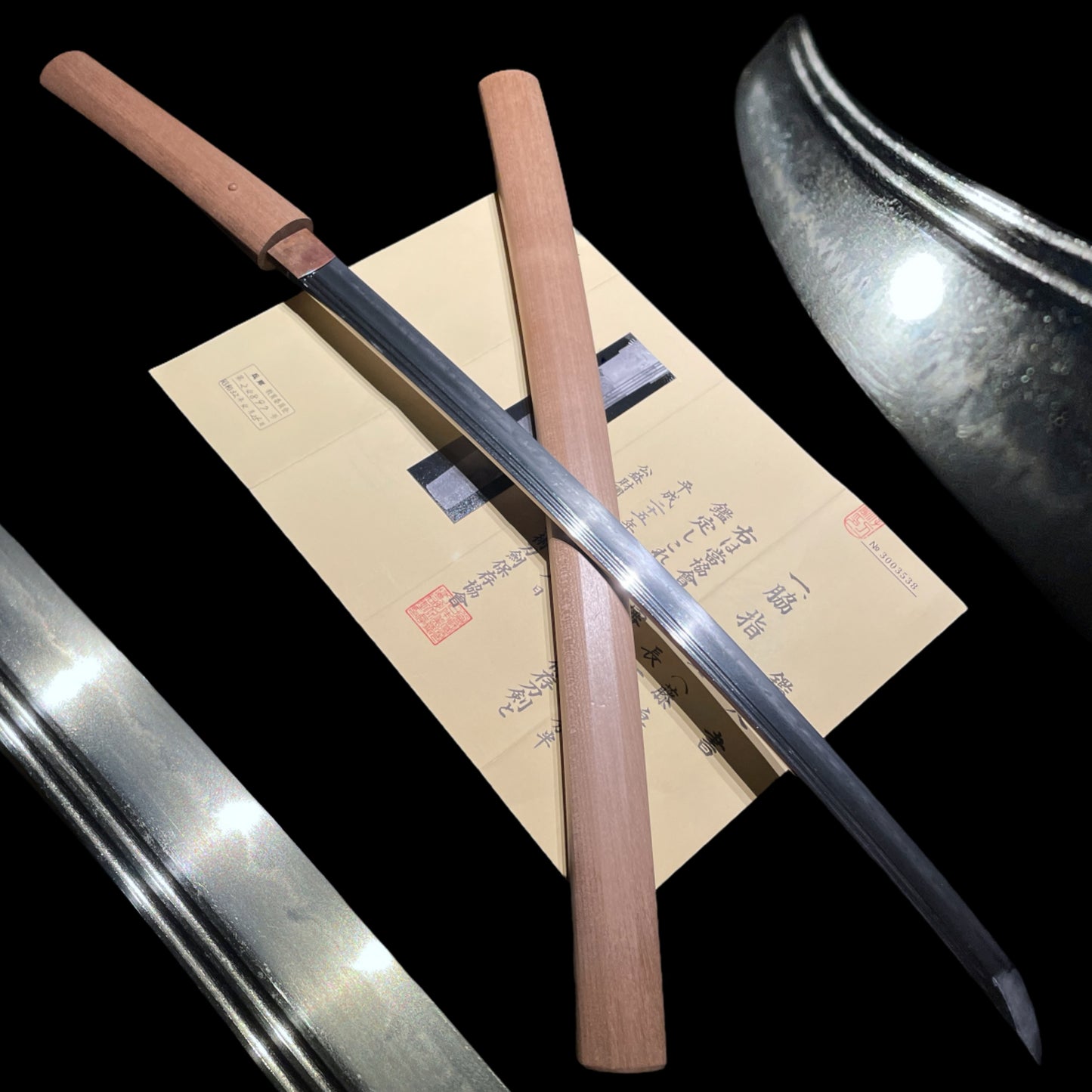 Fujishima 藤島 Long Wakizashi, Kashu 加州, Muromachi period, NBTHK Certificate