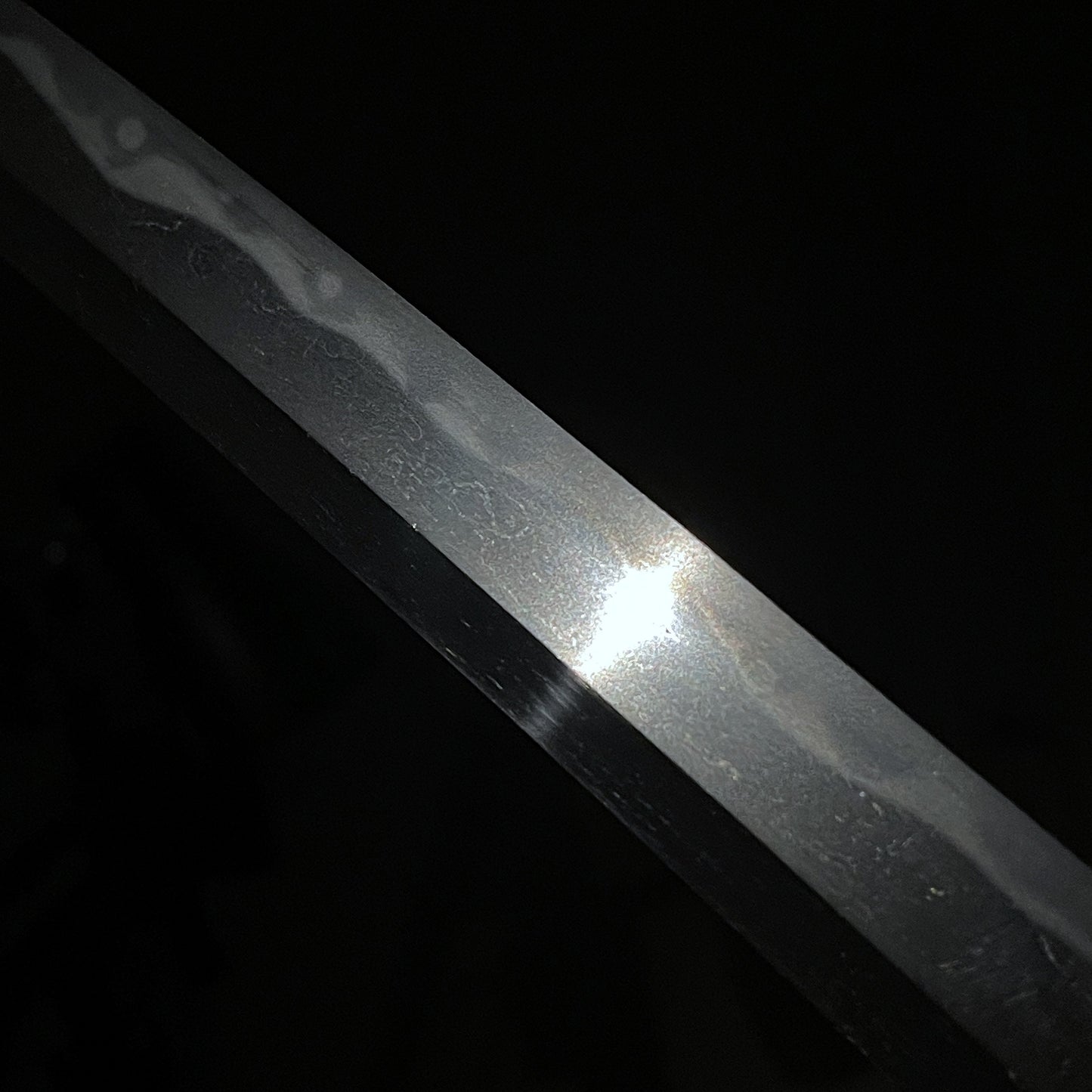 Midare-Hamon Wakizashi in Shirasaya, Edo period mumei, Shakudo and Copper Habaki