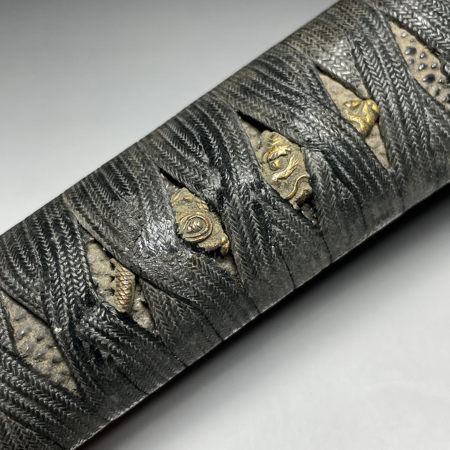 Black Tsuka Handle For KATANA, Edo period, Urushi ray skin