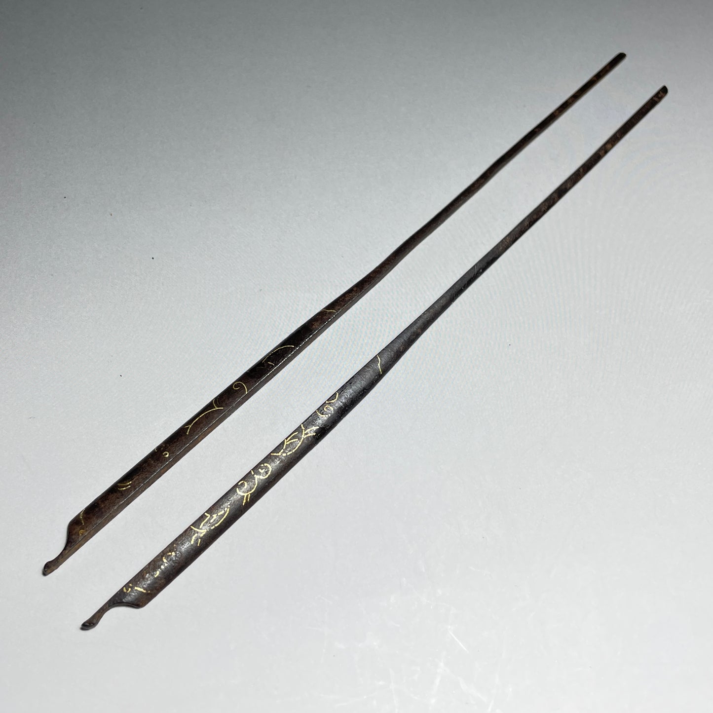 Iron Wari-Kogai, Edo period, Gold inlay