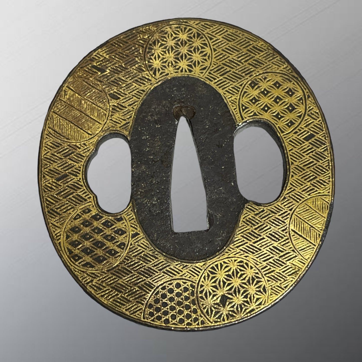 Kagakinko Gold inlay TSUBA, Edo period, Iron back, with BOX