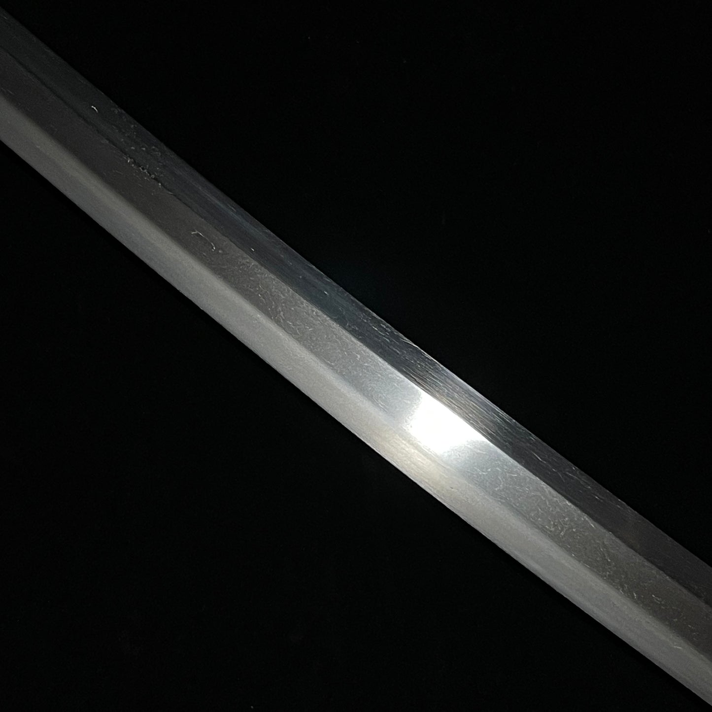 Suguha Long Wakizashi, Thick blade, Edo period mumei