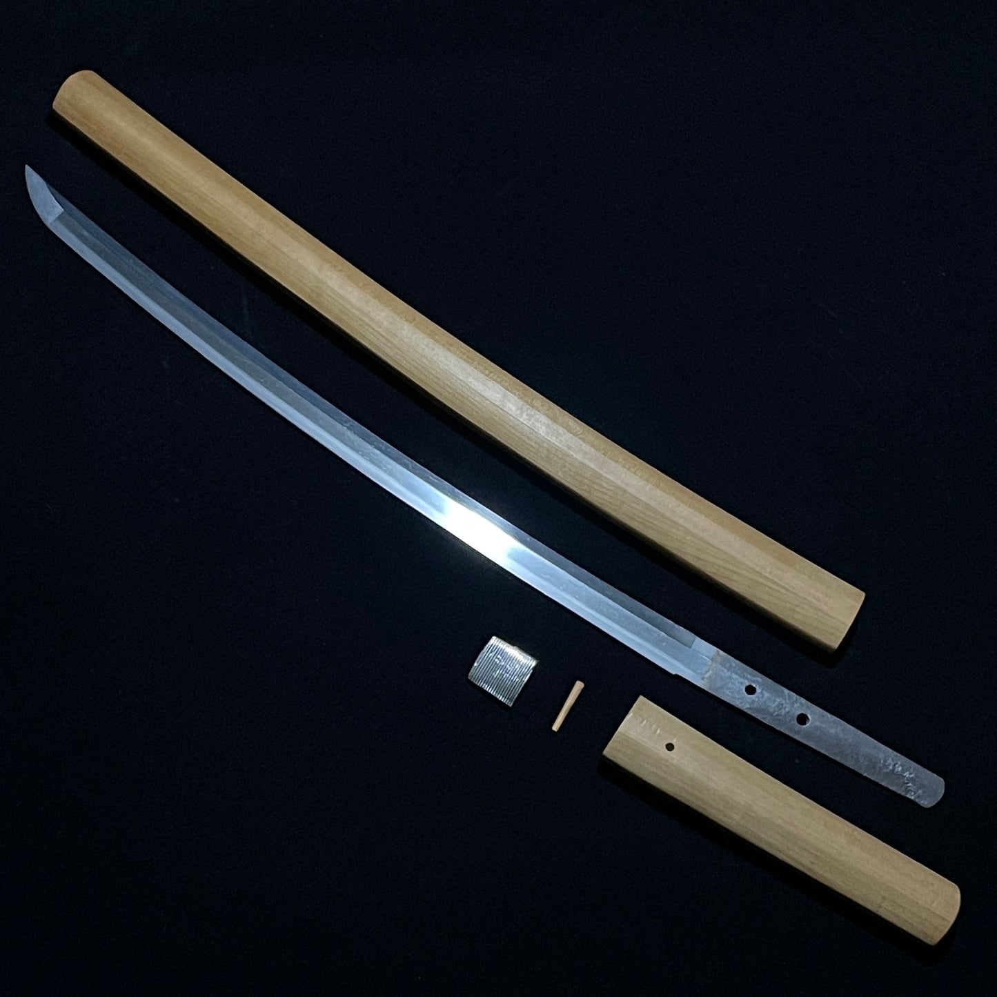 Suguha Long Wakizashi, Thick blade, Edo period mumei