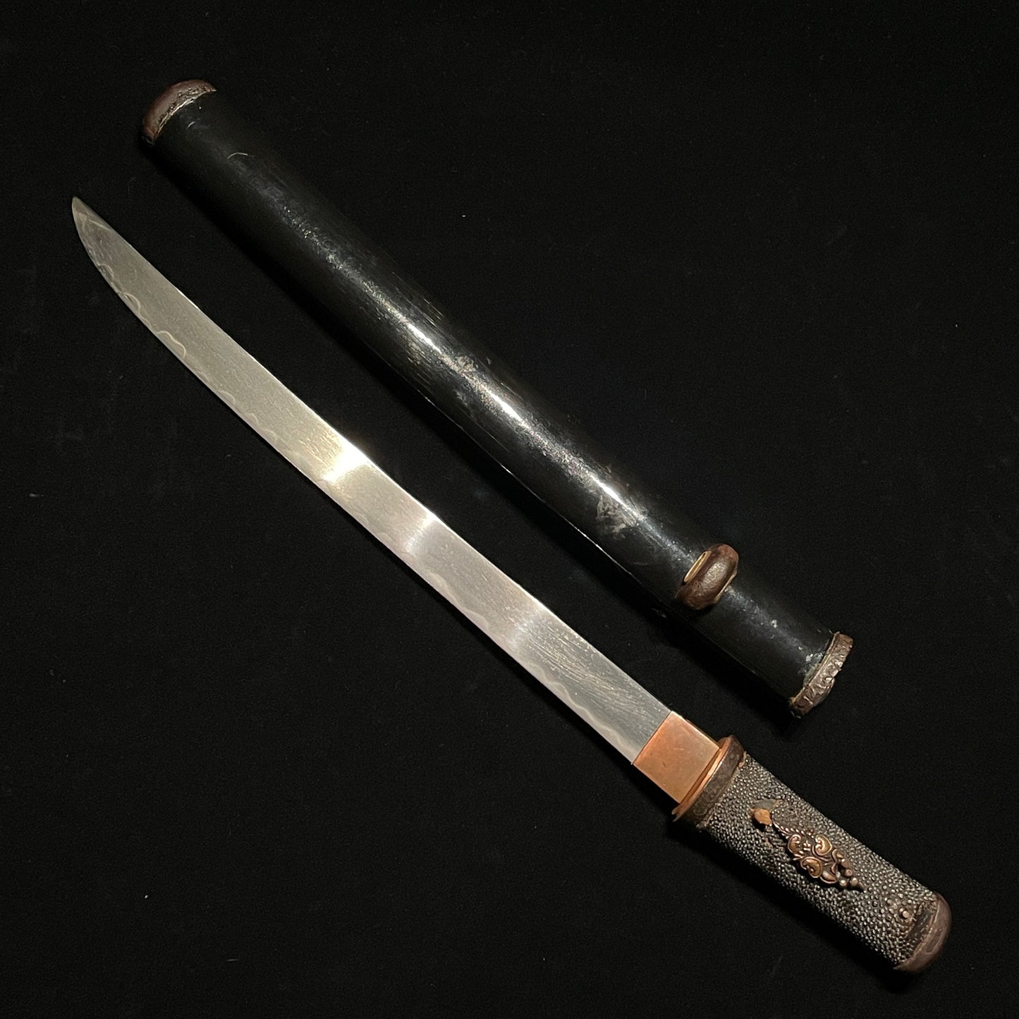 Aikuchi Sunnobi Tanto, Sekishuju Naotsuna 1478s, Muromachi period, with Kozuka