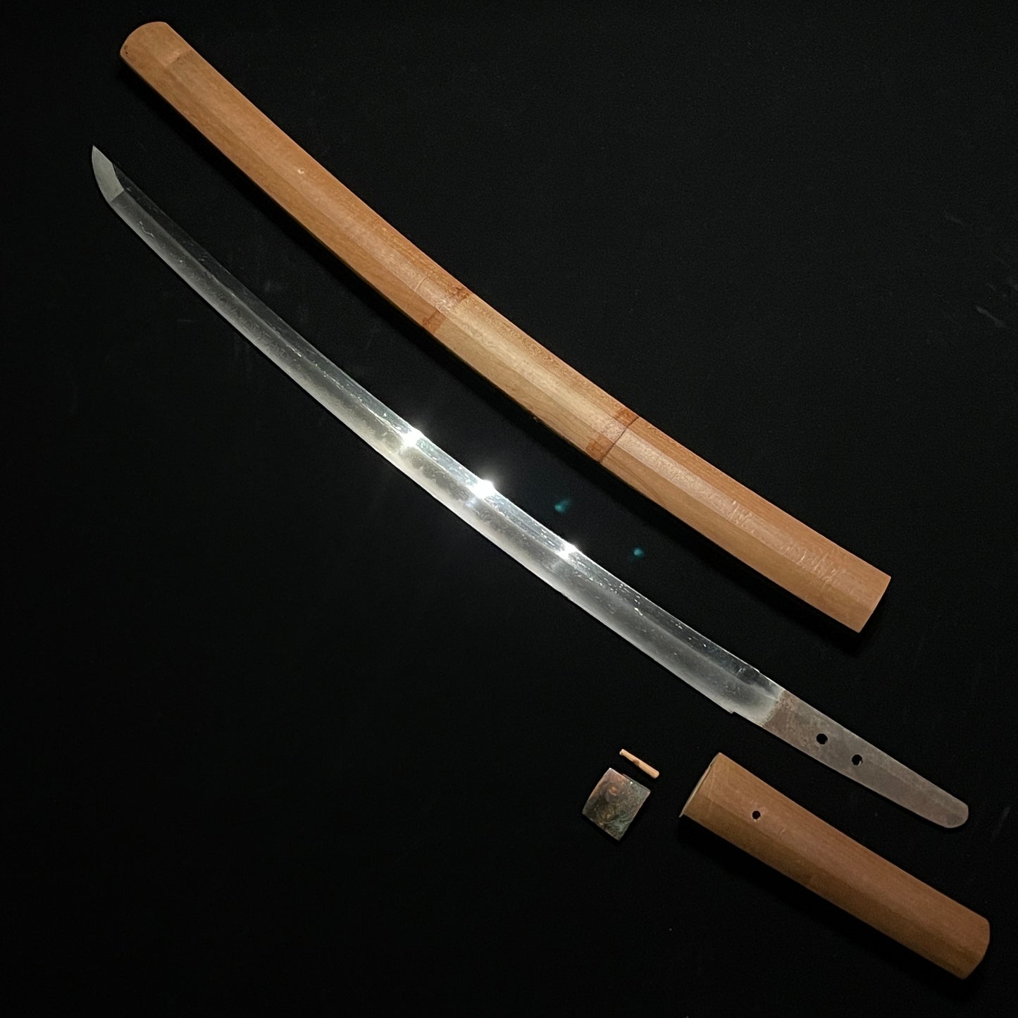 Midareba Long Wakizashi in Shirasaya, Edo period mumei