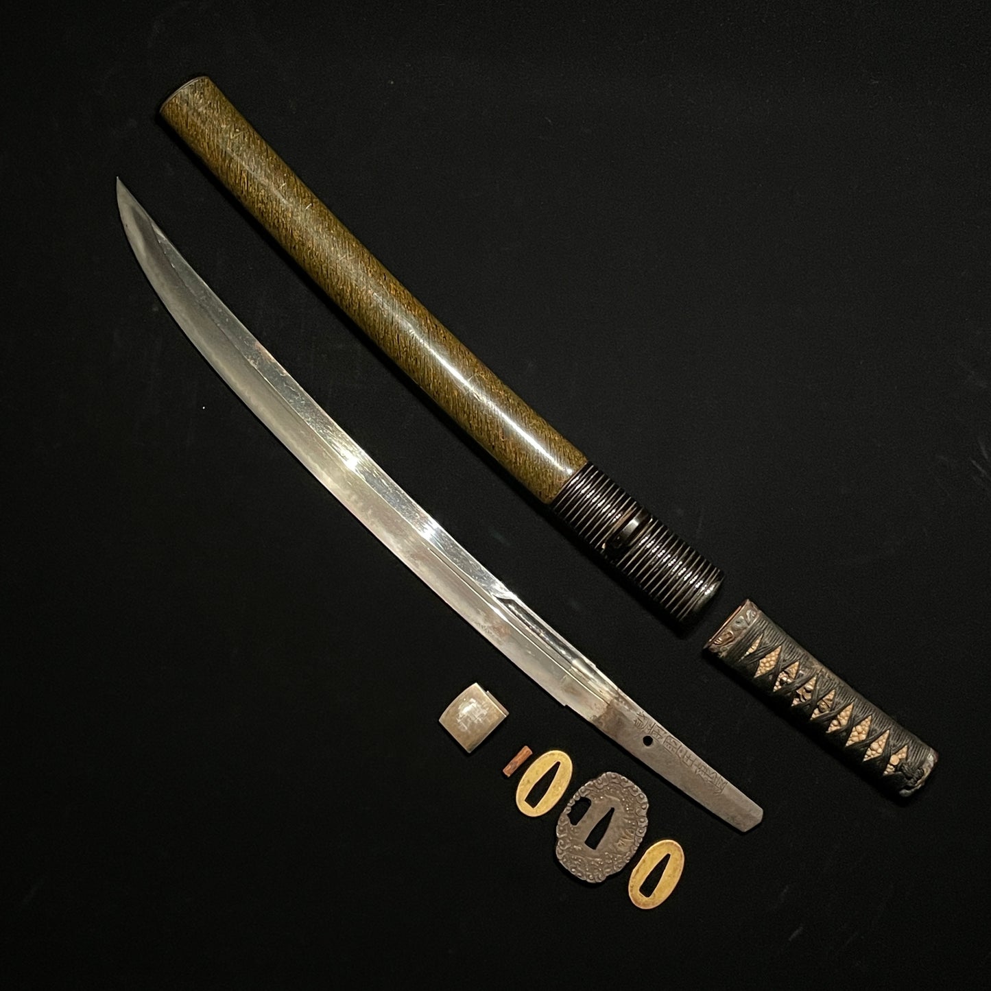 NAGINATA-NAOSHI Zukuri Wakizashi, Echizen Yasutsugu 越前康継 signed , Edo period