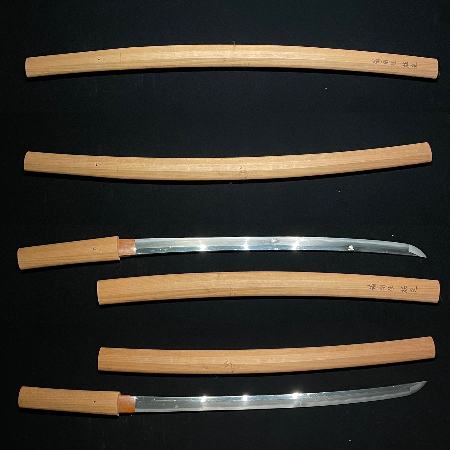 Bizenju Sukesada 備前住祐定 signed, Long WAKIZASHI, Muromachi period