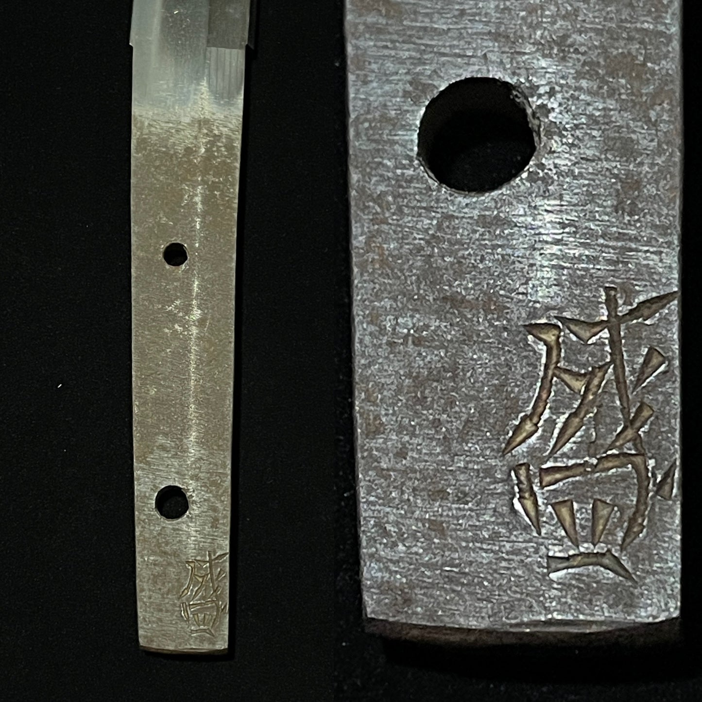 Wakizashi with KOZUKA, 盛 Mori signed, Edo period