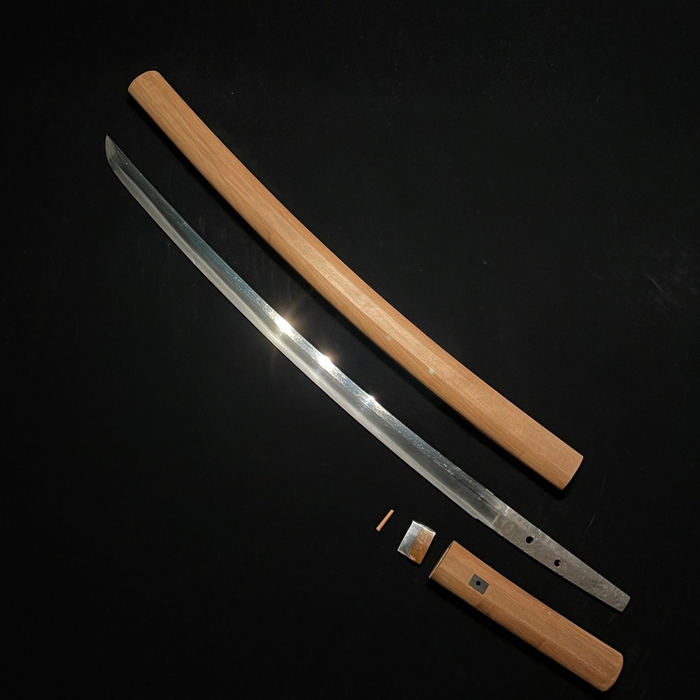 Long Wakizashi in Shirasaya, Edo period mumei