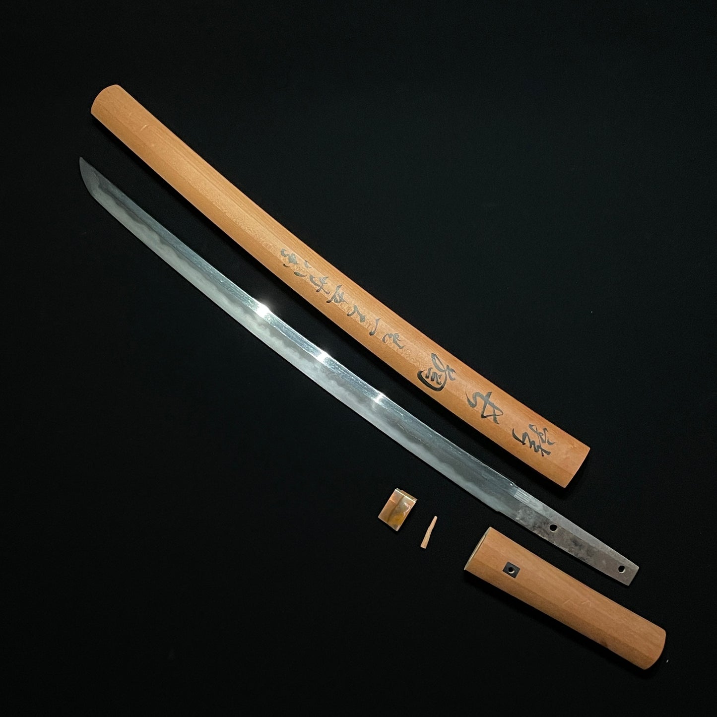 Tsunbo Nagatsuna 聾長綱 Wakizashi, Choji Midare, Edo period, NBTHK Certificate