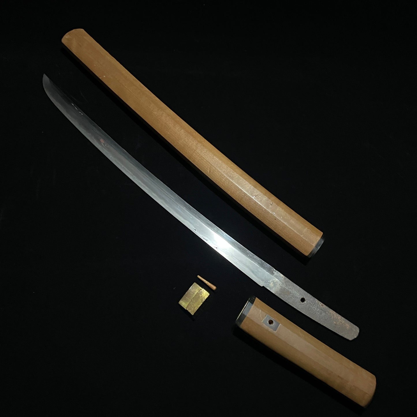 Midare UTSURI 乱れ映り Wakizashi Norihisa 則久 signed,  Muromachi period