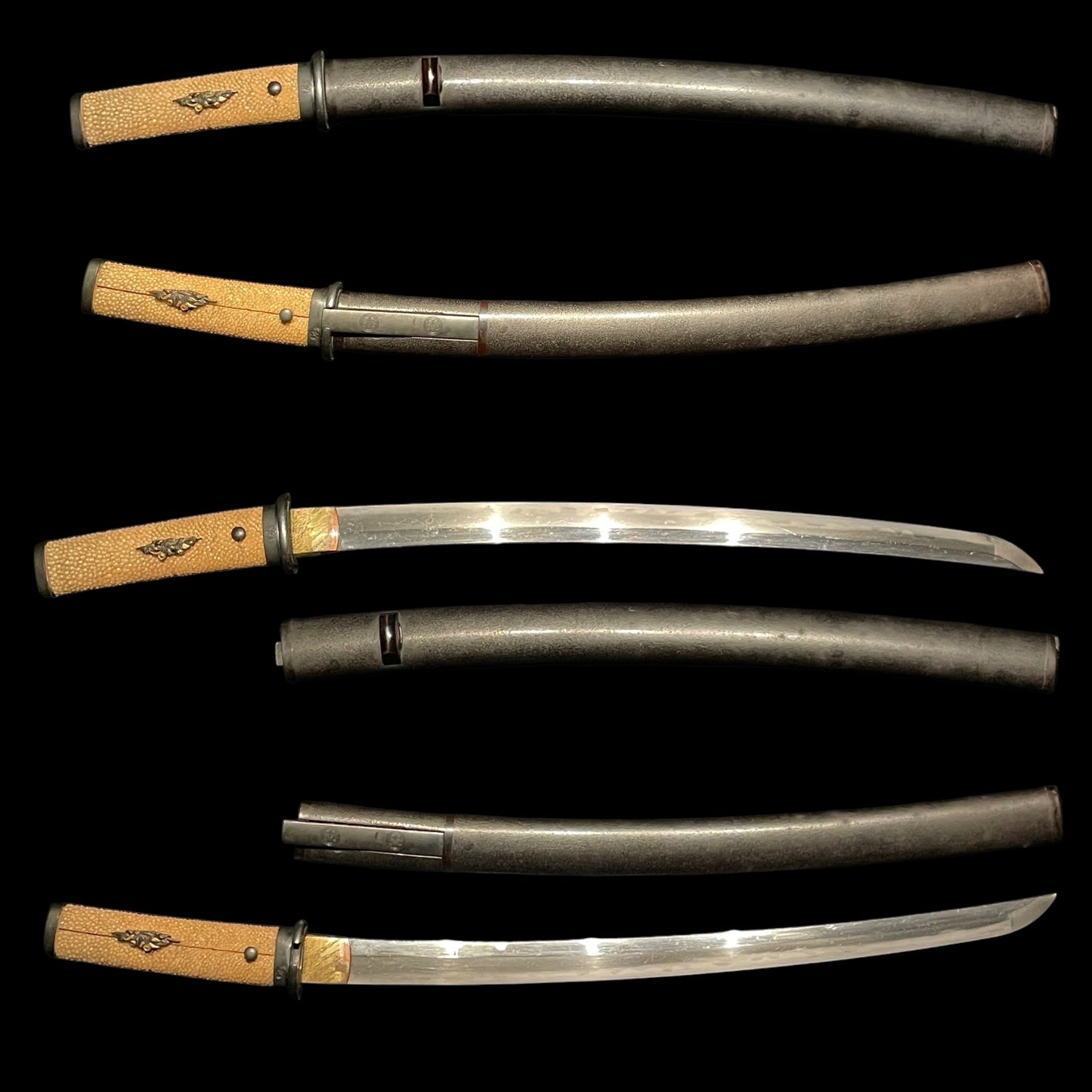 Umebachi Family Crest Fittings WAKIZASHI, with KOZUKA, Edo period mumei